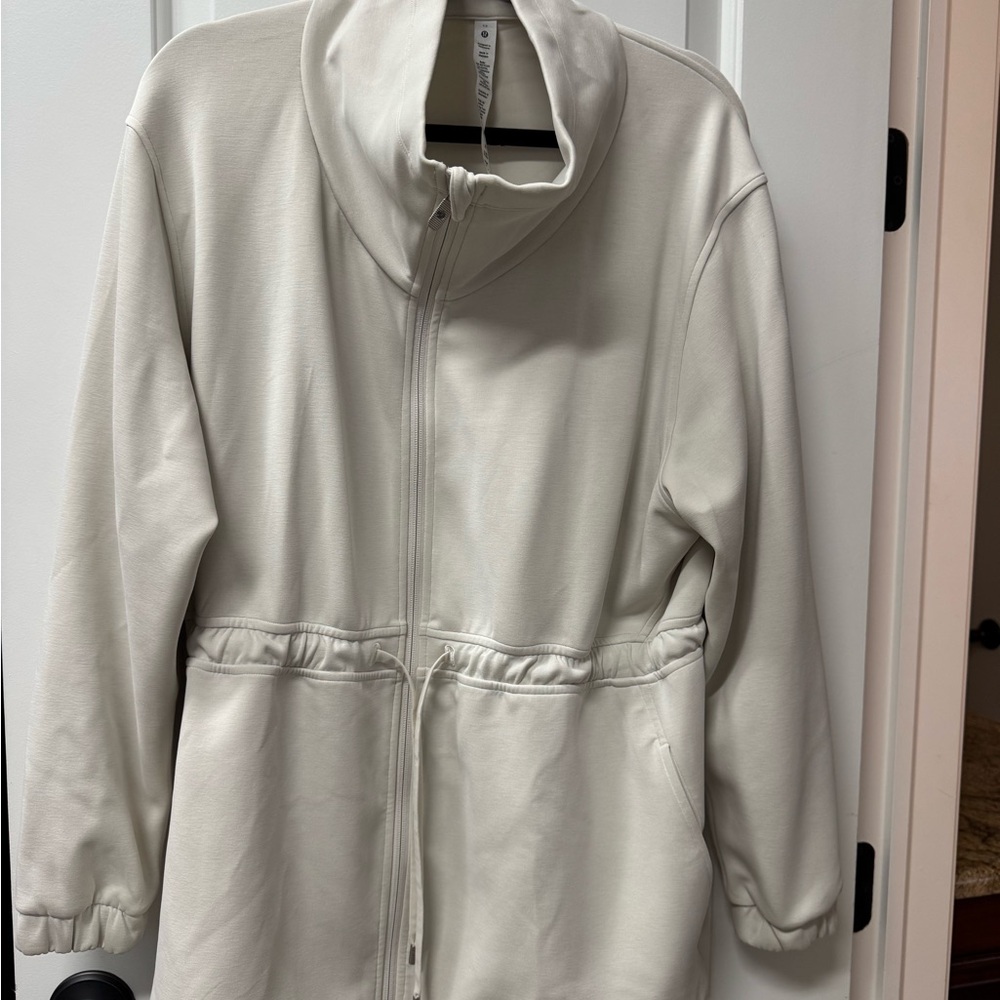 lululemon athletica Cream Puffer Jacket